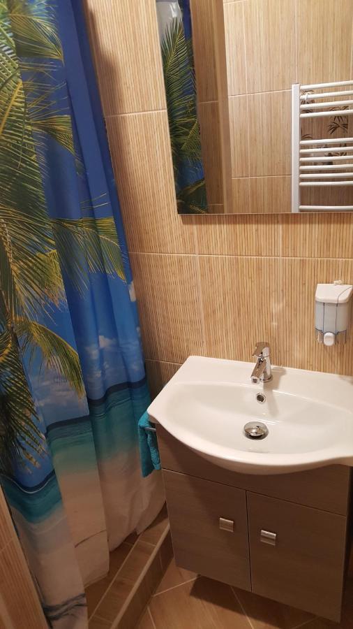 Illaberek apartmanok Hajduszoboszlo Bagian luar foto