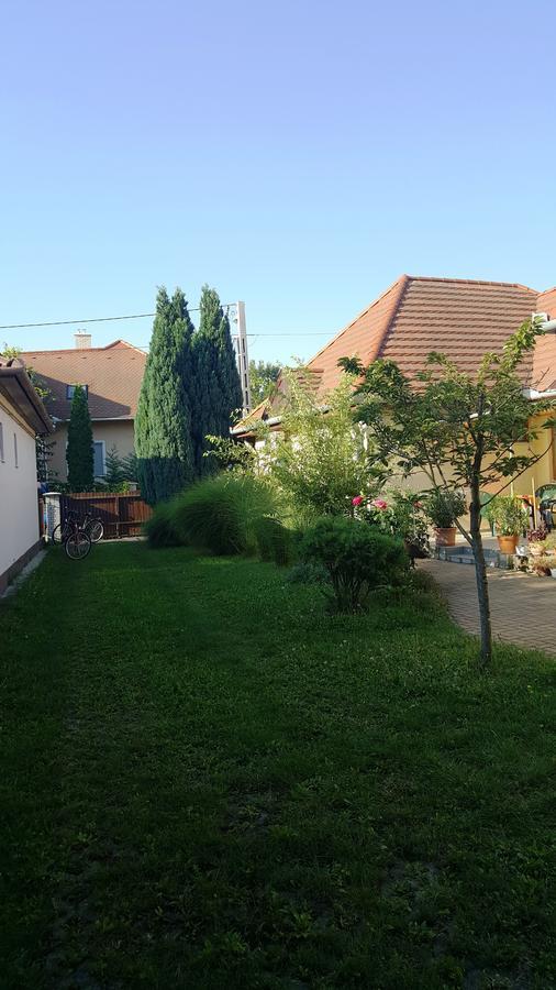 Illaberek apartmanok Hajduszoboszlo Bagian luar foto